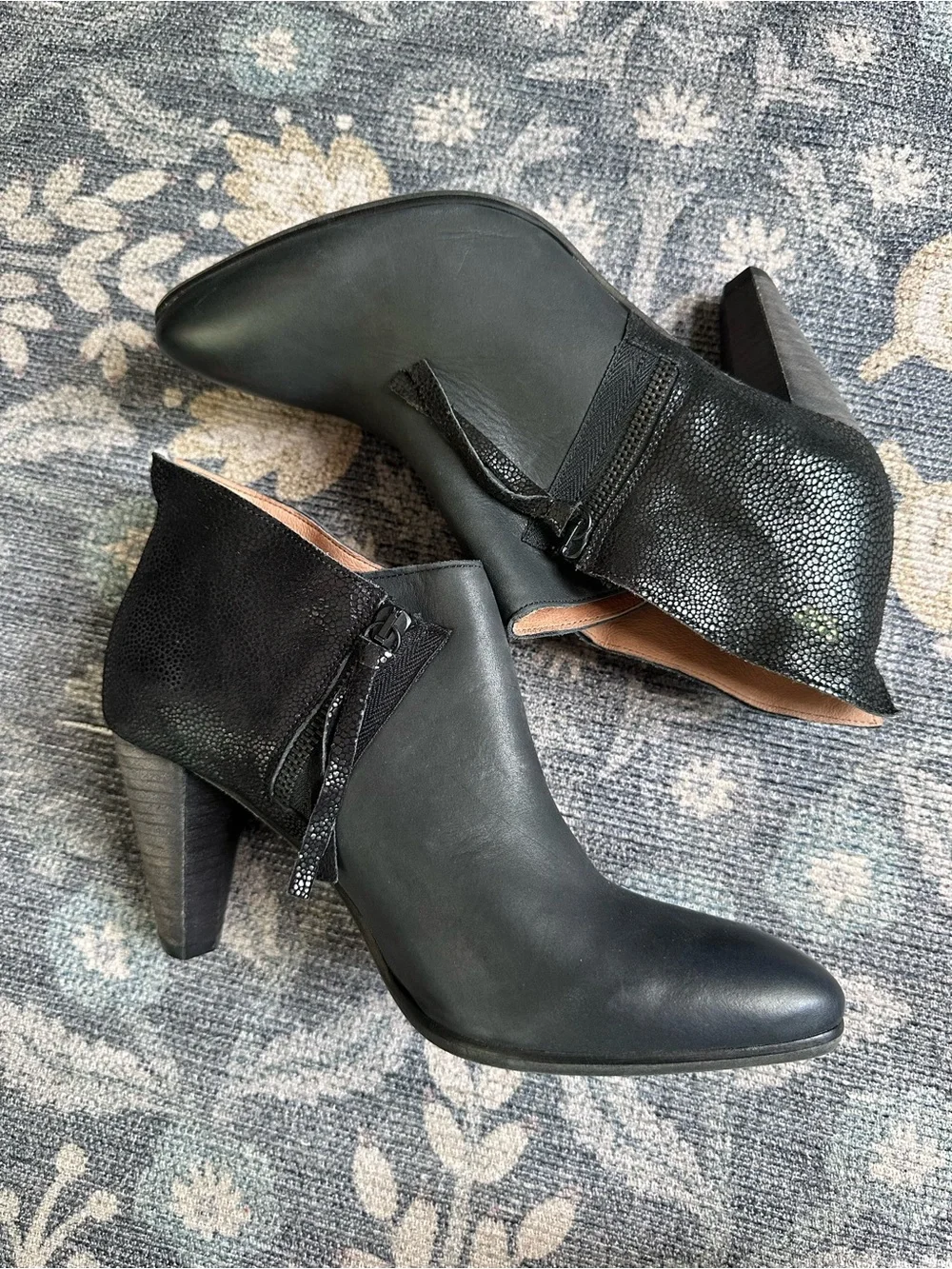 Coque Terra Black Leather Suede Dot Detail Ankle Boots Sz 41